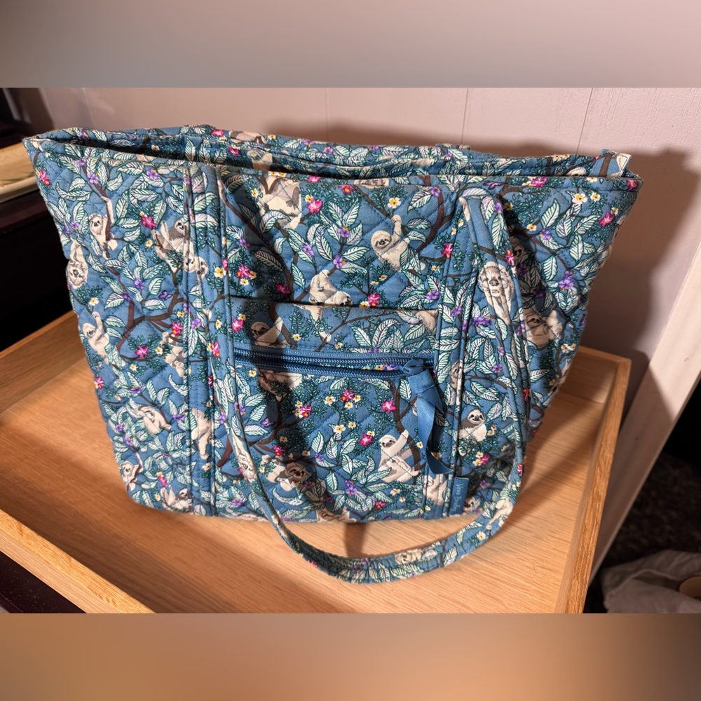 Vera Bradley Small Vera Tote             in Hanging Around pattern. 🦥